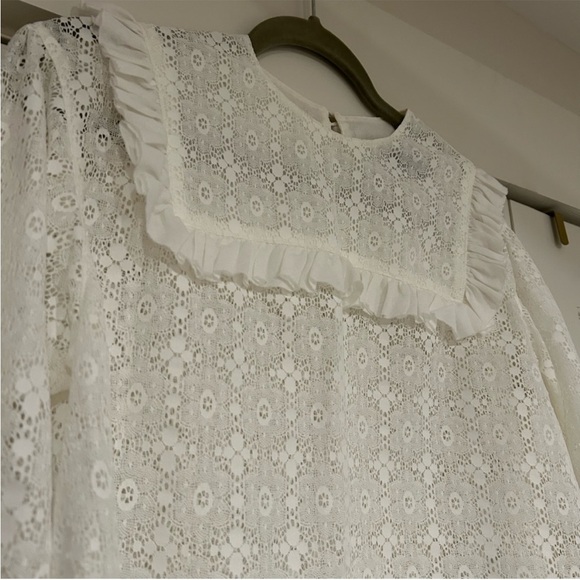 White Cotton Lace Ruffle Blouse Size Small - Picture 4 of 6